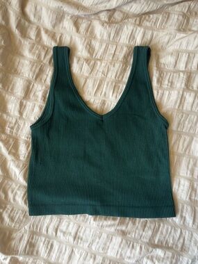 ANWND Forest Green Ribbed Scoop Neck Crop Tank